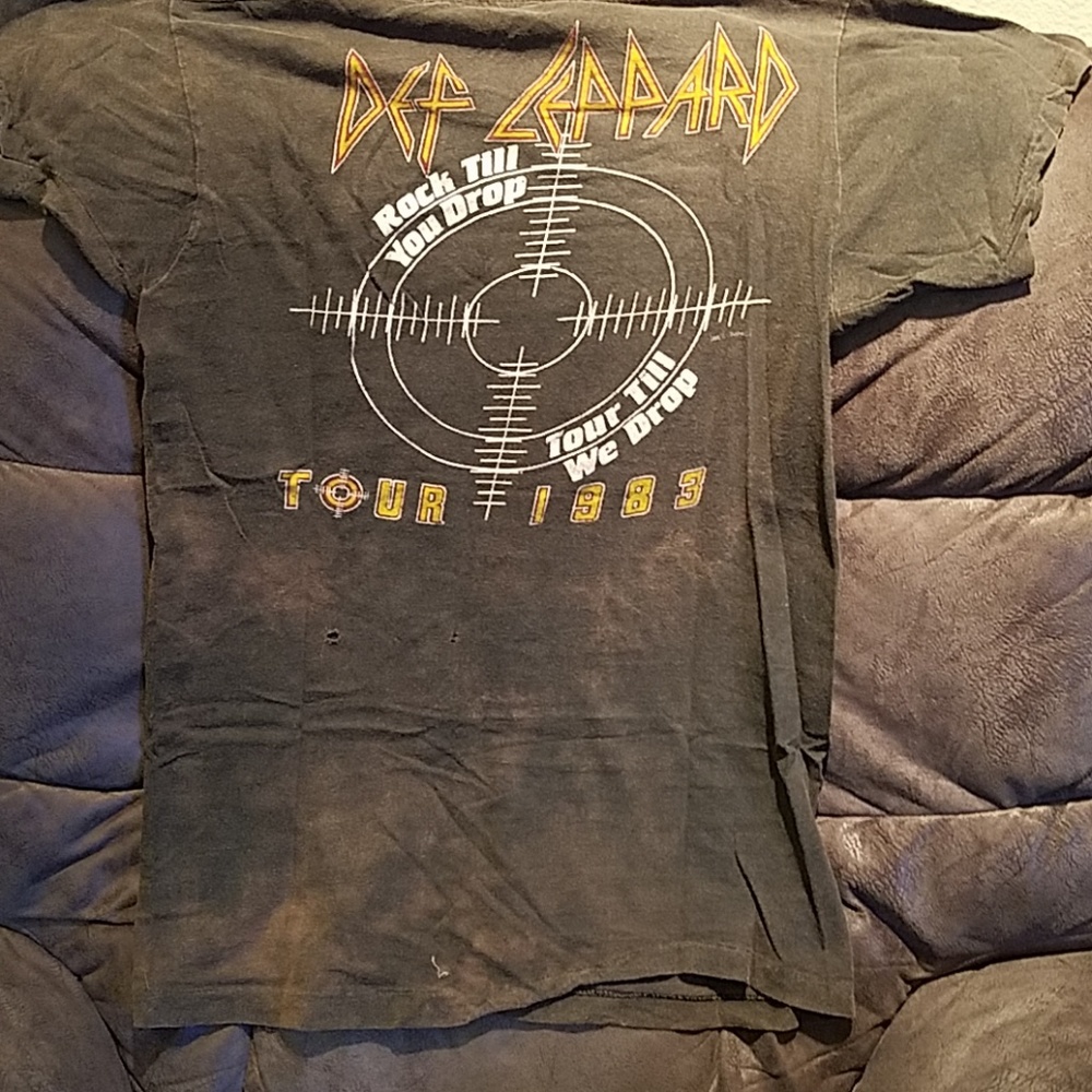 Vintage Def Leppard t-shirt 83 tour - Picture 2 of 7